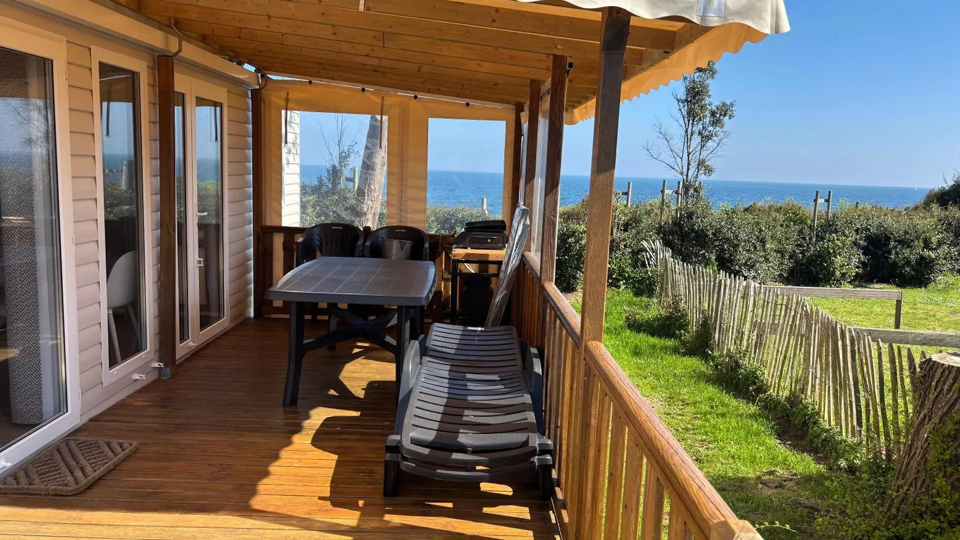 Campsite Mobilhomes Quiberon Camping Conguel - Bord De Mer